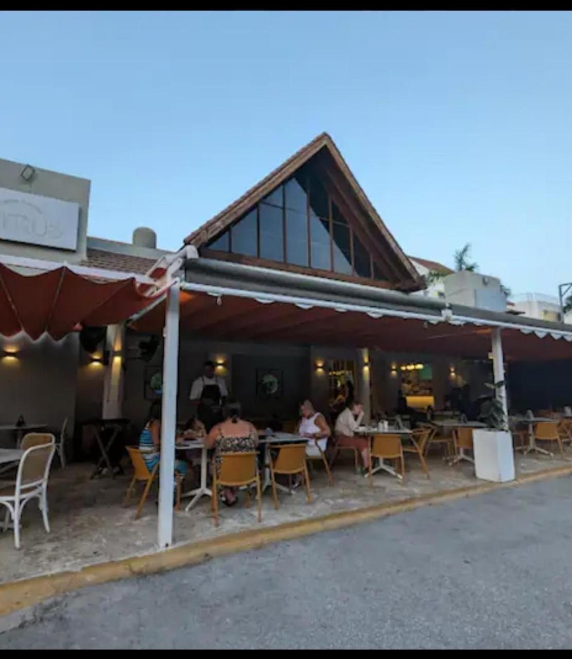 Madonna Pool Beach Los Corales Punta Cana Ngoại thất bức ảnh