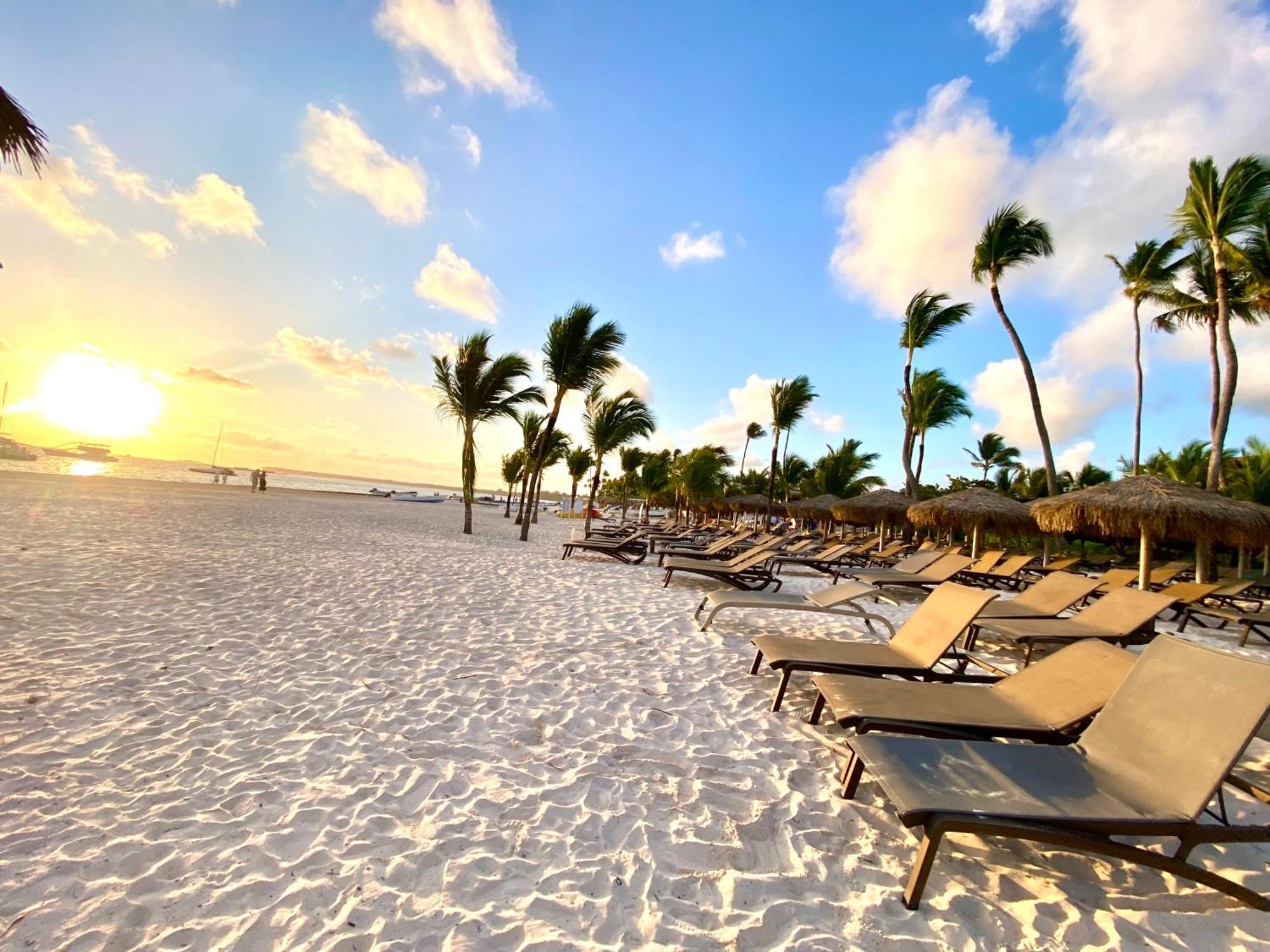 Madonna Pool Beach Los Corales Punta Cana Ngoại thất bức ảnh