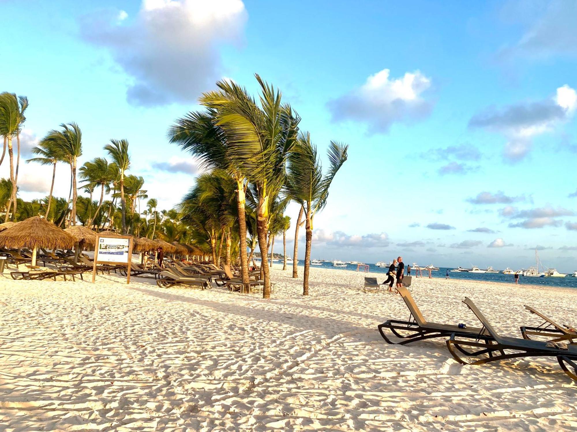 Madonna Pool Beach Los Corales Punta Cana Ngoại thất bức ảnh